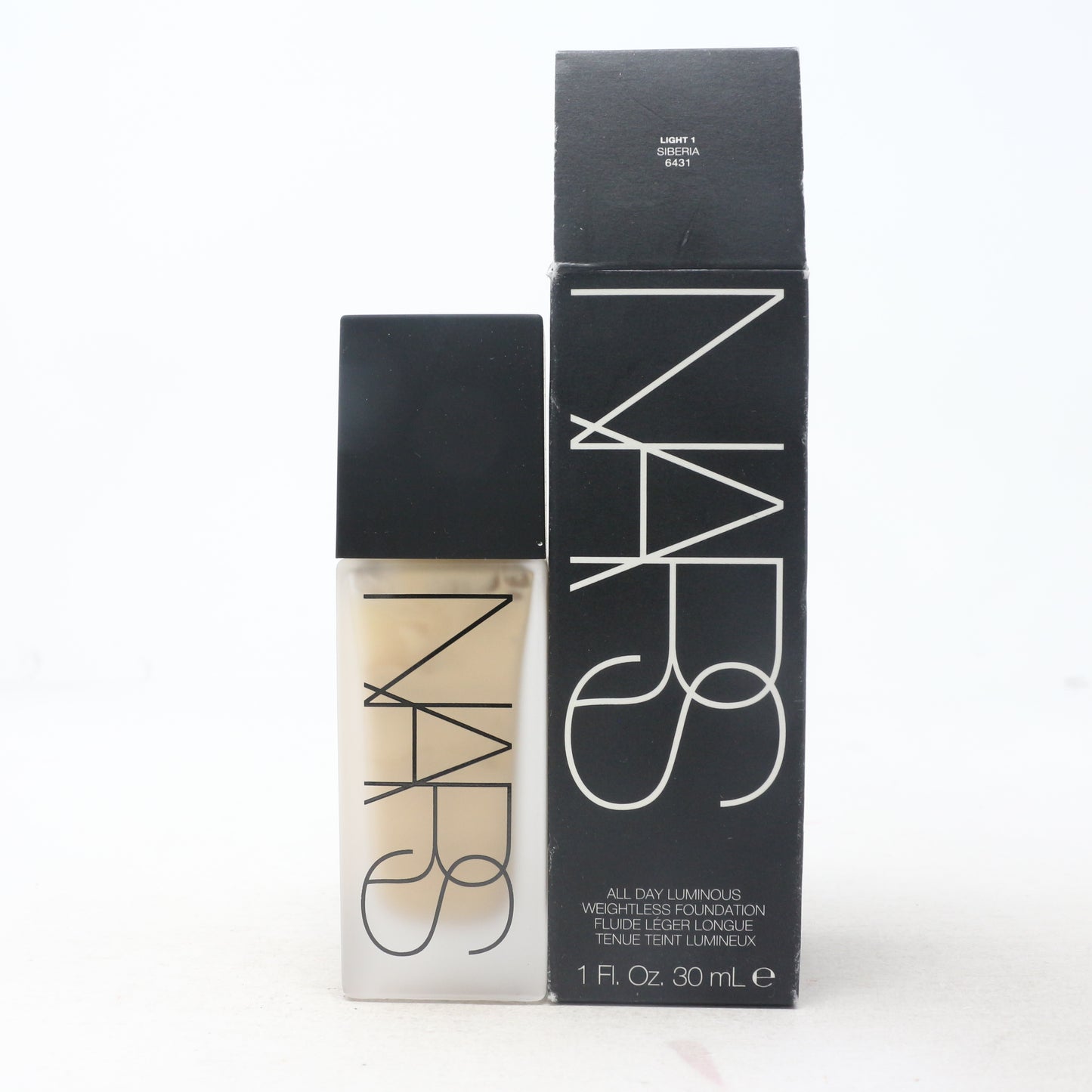 All Day Luminous Weightless Foundation 30 ml